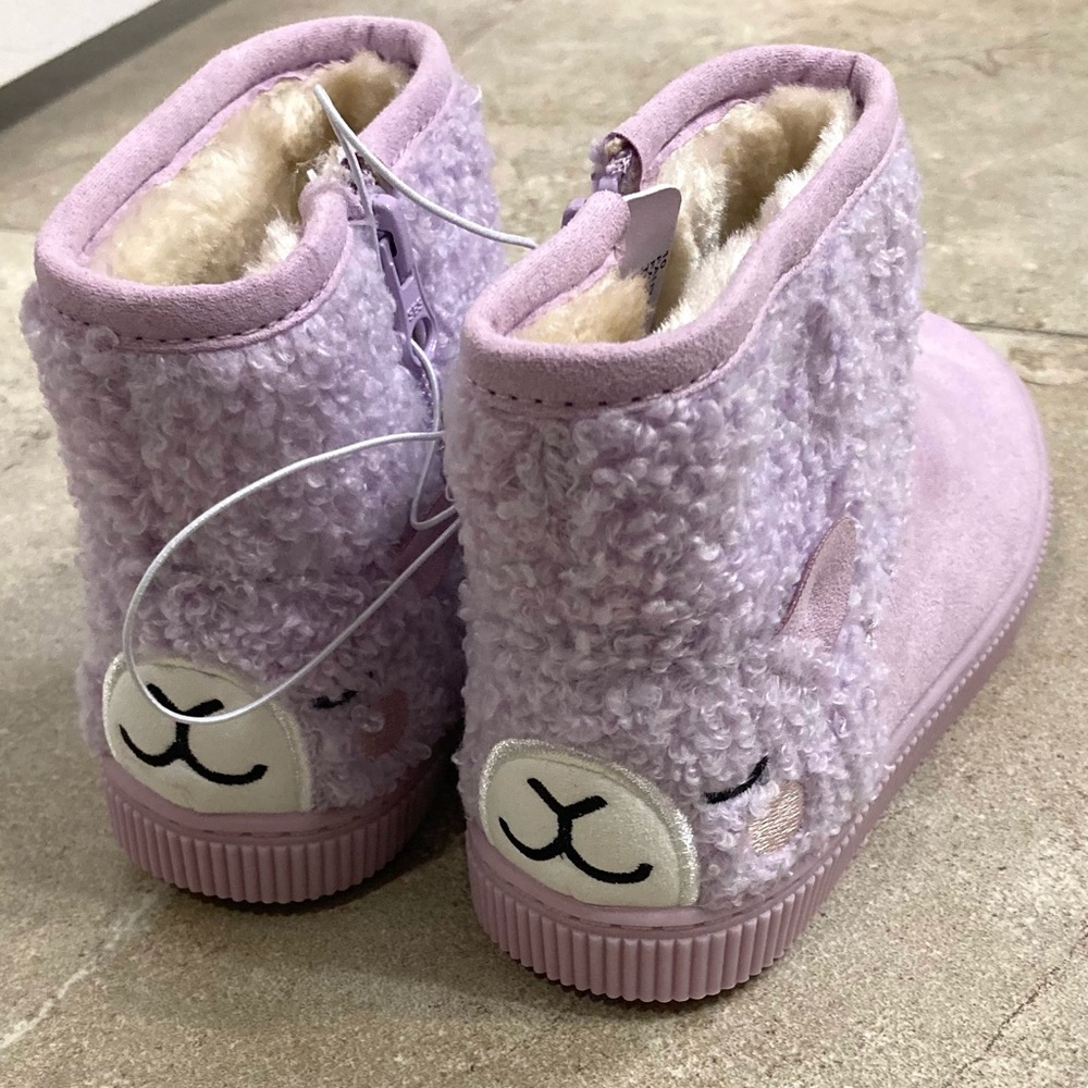 Cat and Jack Boots - Picture 3 of 11